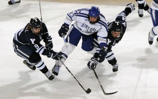 pg模拟器_德甲次席3-0大捷豪取十场不败，紧追拜仁却难撼积分鸿沟