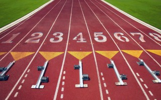 pg模拟器|埃奇库姆深情回忆洛瑞夺冠时刻，昔日电视前孩童，今日赛场传承火炬