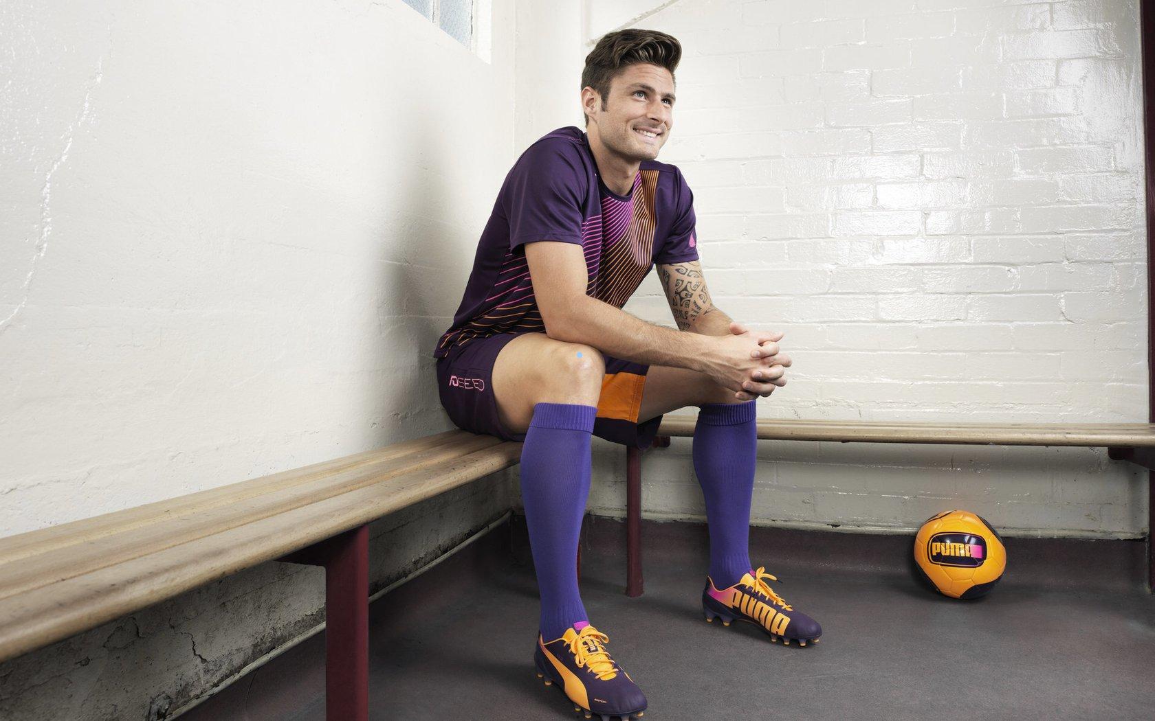 【pg电子模拟器】湖人官方发布比分海报揭示连败困局，战绩滑落至23胜13负引担忧-第3张图片-pg模拟器-pg电子模拟器-pg试玩游戏官网